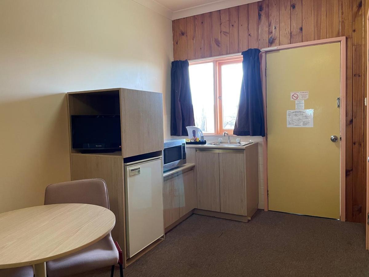 Southern Cross Motor Inn Berridale Exterior photo